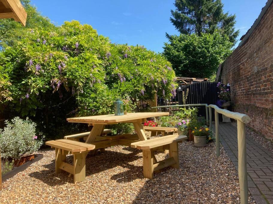 Beautiful 500 Year Old Listed Kentish Cottage Wingham Exterior photo