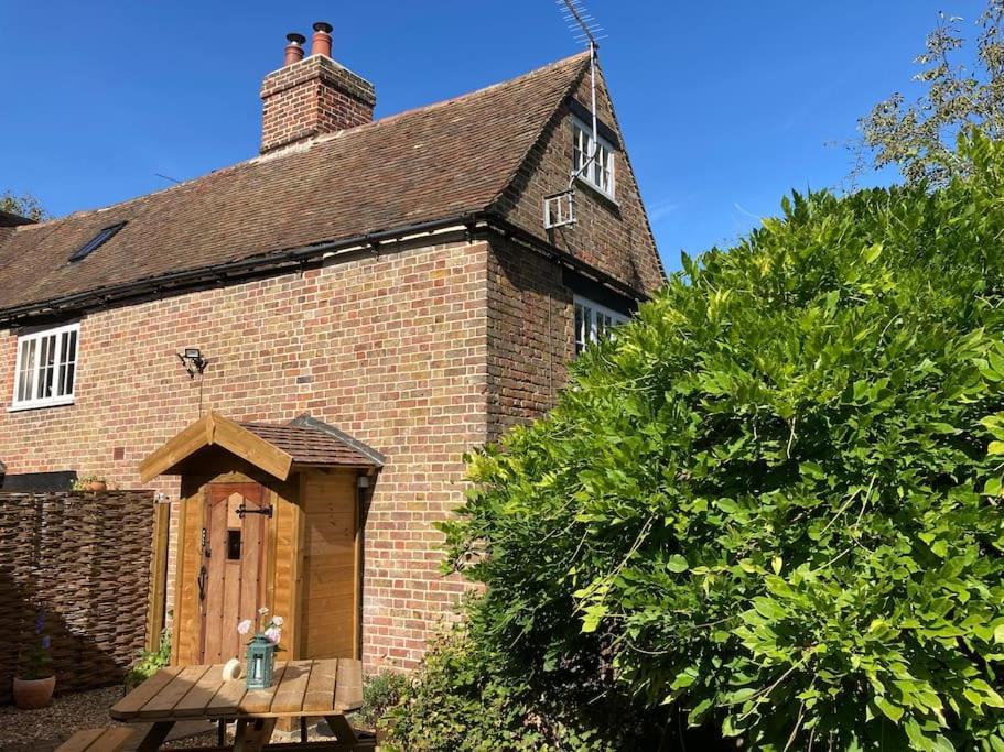 Beautiful 500 Year Old Listed Kentish Cottage Wingham Exterior photo