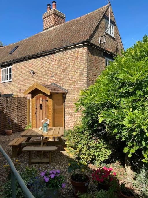 Beautiful 500 Year Old Listed Kentish Cottage Wingham Exterior photo